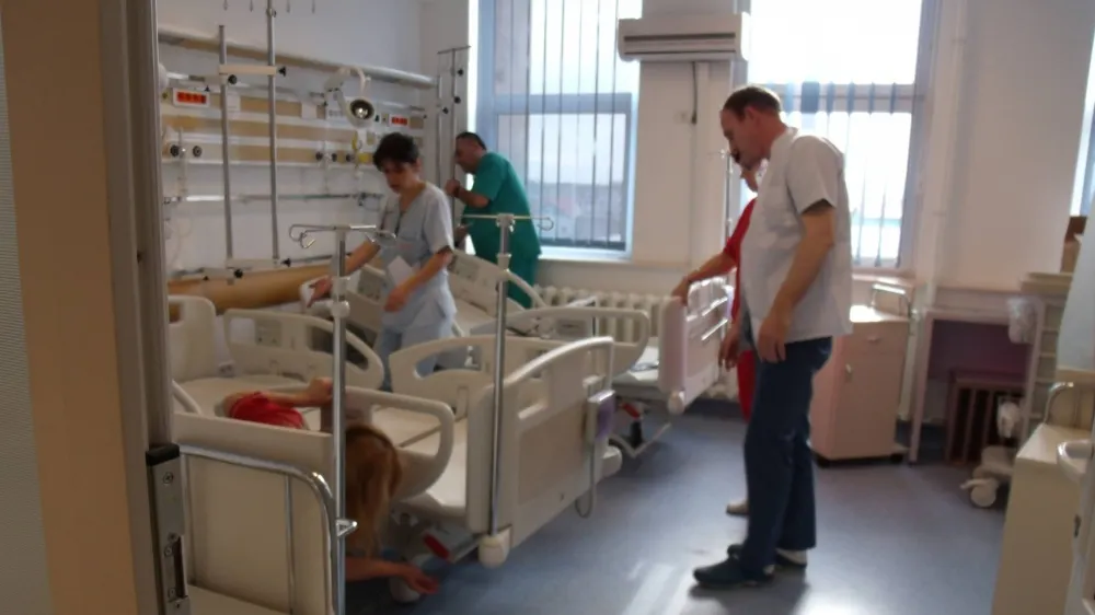 Produsele Hexi Pharma, folosite încă la Spitalul Judeţean Suceava. DSP a început o anchetă