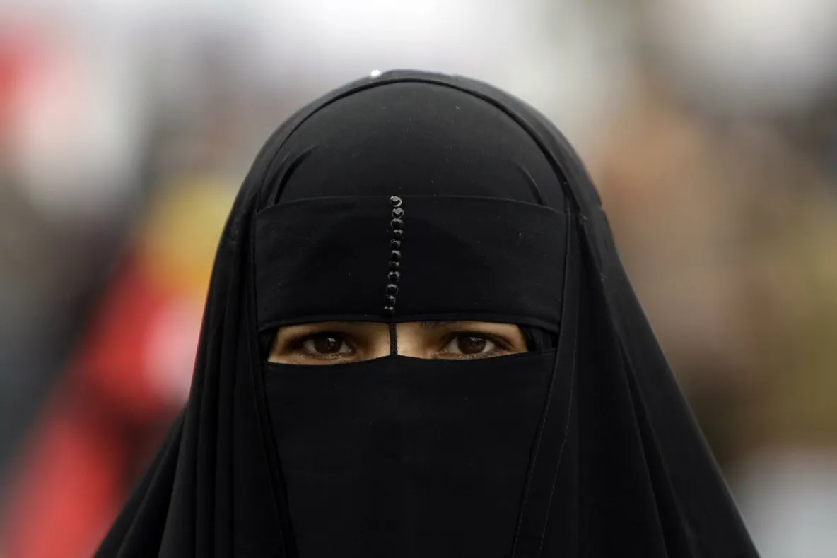 O platformă a blocat un anunț de angajare în Belgia fiindcă solicita o îngrijitoare fără val islamic 