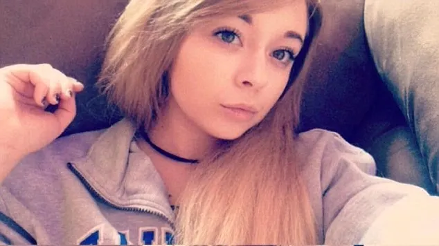 Cum a reacționat un tată care a văzut selfie-urile sexy ale fiicei sale! Fabulos!