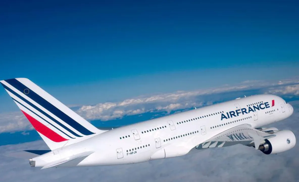 Euro 2016. Piloții AirFrance anunță greve în prima săptămână a campionatului