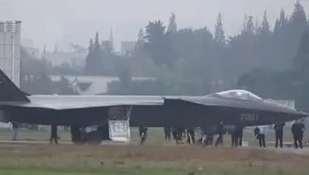 China pregătește o super-armă. Ce tehnică nouă de luptă pregătesc chinezii