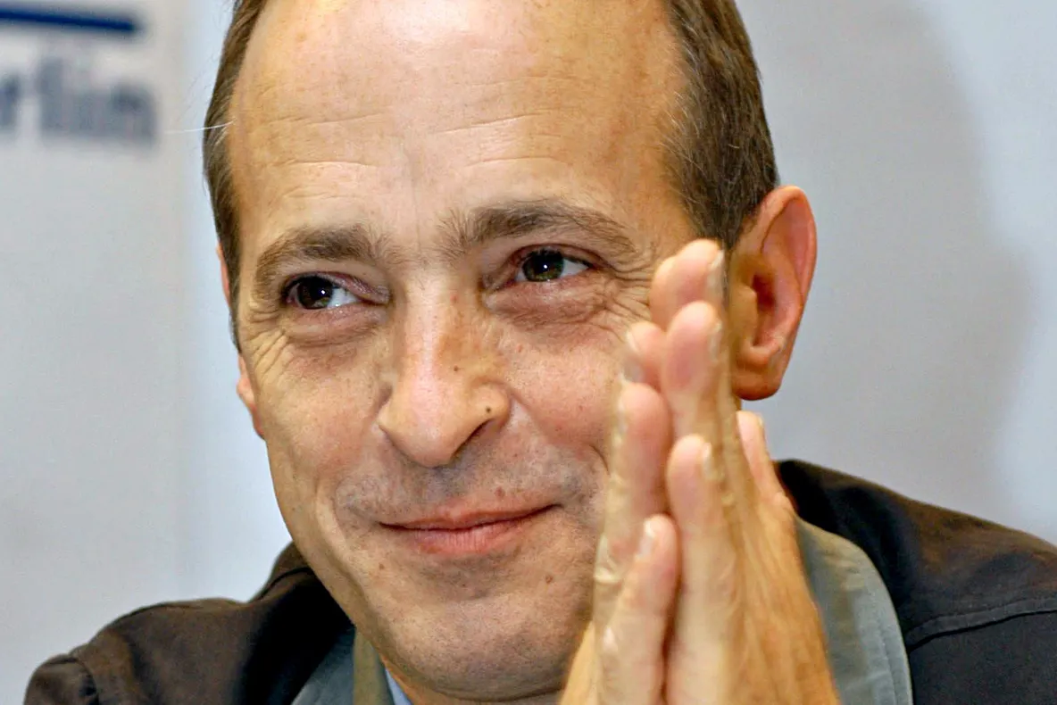 Sedaris, despre întemeierea familiei pe căsătoria între un bărbat şi o femeie: Problema e Dumnezeu