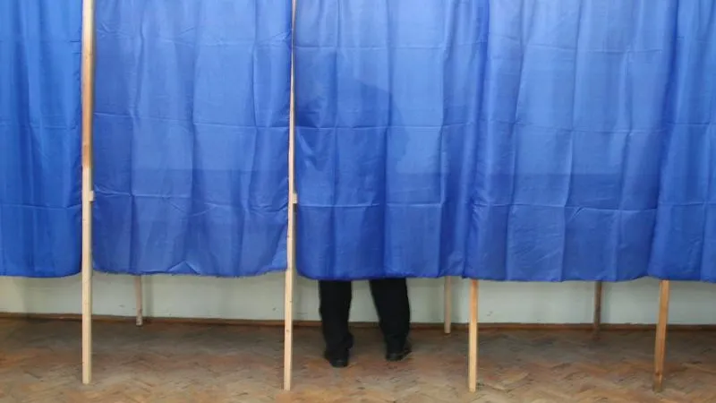 EXIT POLL Bucureşti. Gabi Firea vs Nicușor Dan, PSD vs restul lumii. Cine a câștigat
