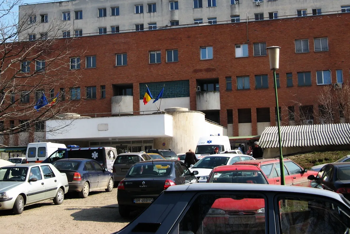 Şeful Institutului Oncologic Bucureşti îşi stabilea mita prin bileţele de tip "post-it"