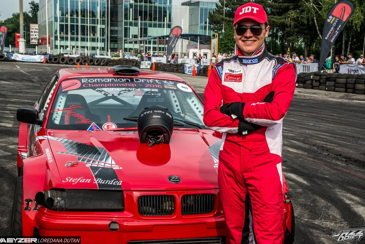 Iulian Jumuga, puştiul minune al driftului românesc. Va concura la cel mai mare eveniment de drift 
