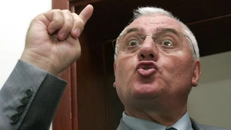 Fostul preşedinte al LPF Mitică Dragomir, condamnat la 7 ani de închisoare