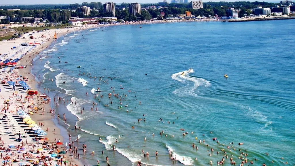 Oferte RUSALII 2016. Ce locuri de cazare mai sunt disponibile pentru vacanţa de RUSALII 2016