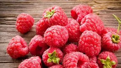 REŢETĂ ZMEURATĂ. Cum prepari cea mai bună băutură de casă