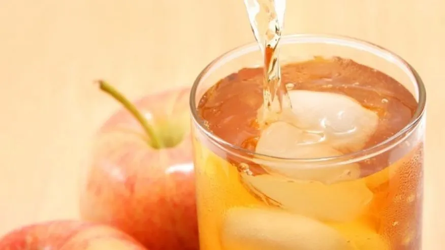 Obişnuieşti să bei suc natural din fructe? Nu mai face acest lucru! Este mai nesănătos decât crezi