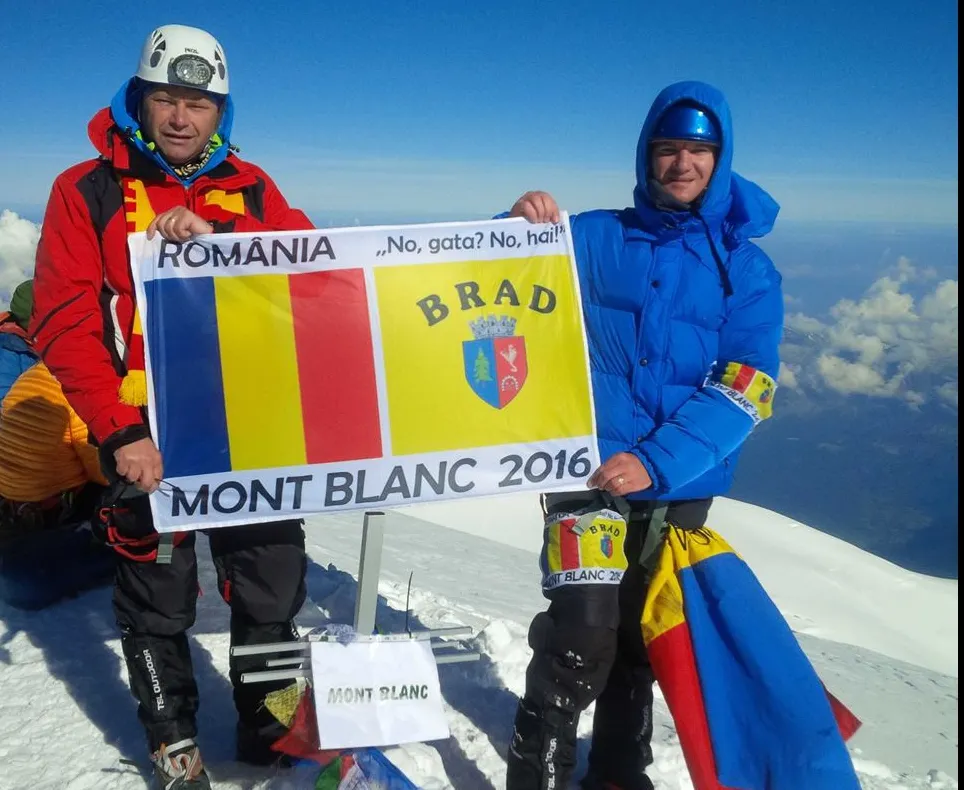 "No, gata? No, hai!" Și au ajuns în vârf. Florin Cazacu și Radu Pavel au cucerit Mont Blanc-ul