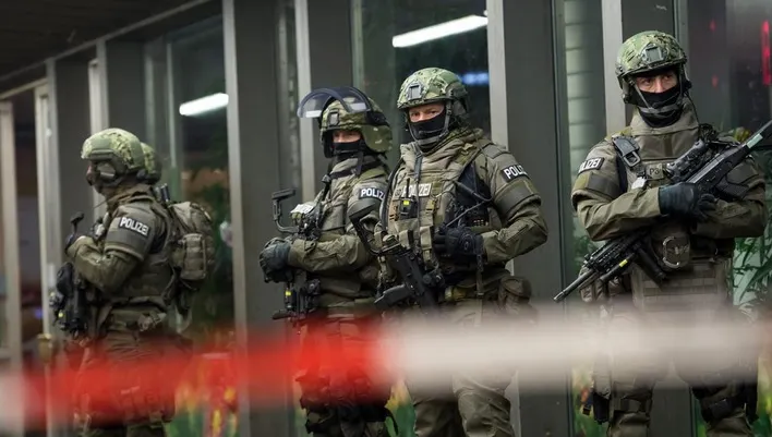 Poliţie: Breivik, posibilă sursă de inspirație pentru autorul atacului armat din Munchen 