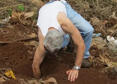 Descoperirea incredibilă a unui florar pensionar. Ar putea rescrie istoria!