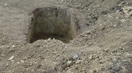 Au găsit un cimitir vechi de 2.000 de ani. Când au săpat mai mult, șoc. Cine era îngropat
