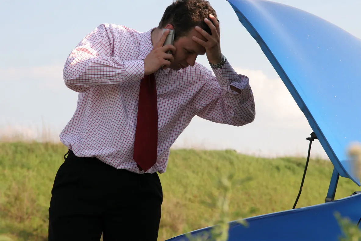 Top 10 obiceiuri care îţi distrug maşina încet, dar sigur