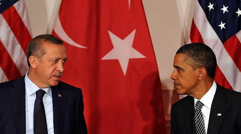 Obama îi promite lui Erdogan un ajutor în ancheta privind puciul