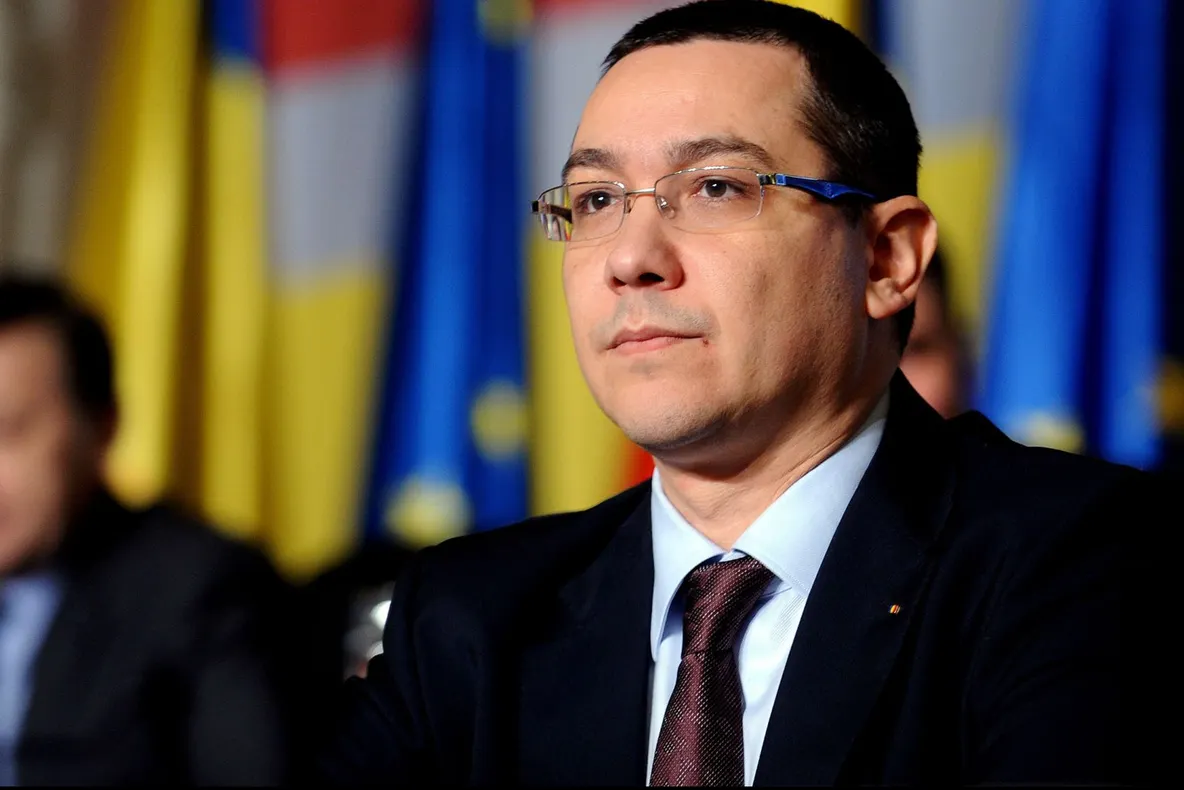 Ministrul Educaţiei a semnat ordinul prin care i-a retras titlul de doctor lui Victor Ponta