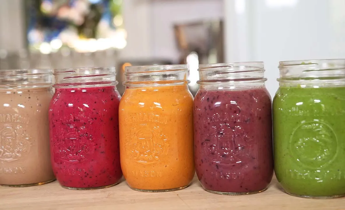 Băuturile care ajută la detoxifierea colonului și a ficatului. Curăță organismul de toxine. Sunt recomandate după mesele îmbelșugate de sărbători
