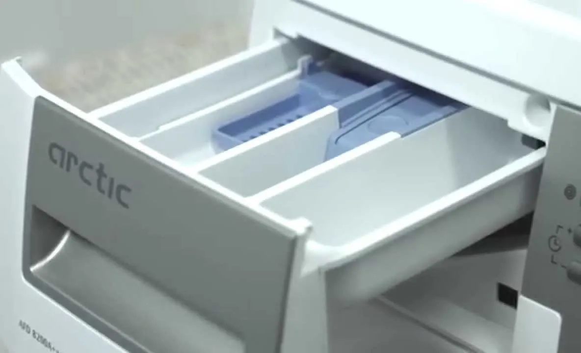 eMAG – Topul celor mai mari discounturi pentru masinile de spalat rufe de la Beko si Arctic