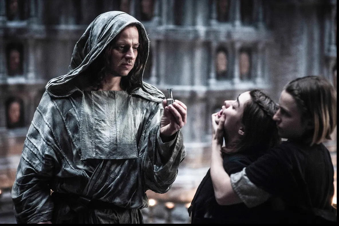 Un actor cheie din Game of Thrones vine la București, la East European Comic Con