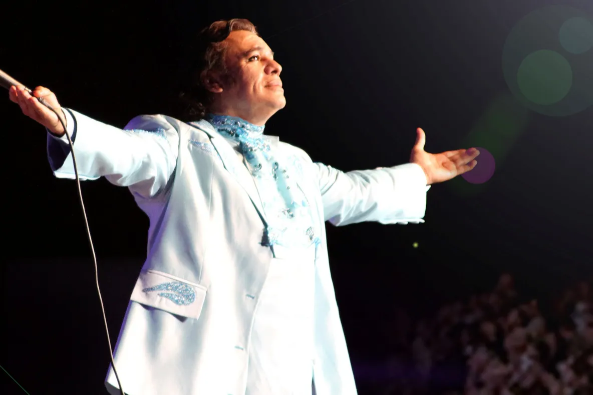 Legenda muzicii latino a murit subit. Artistul, găsit fără suflare în casă