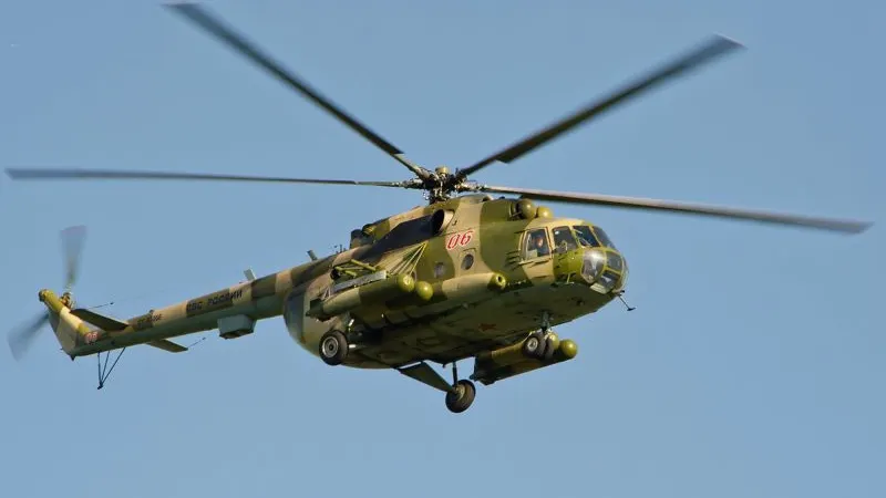Elicopter rusesc doborât în Siria în timpul unei ofensive majore a rebelilor. 5 militari au murit