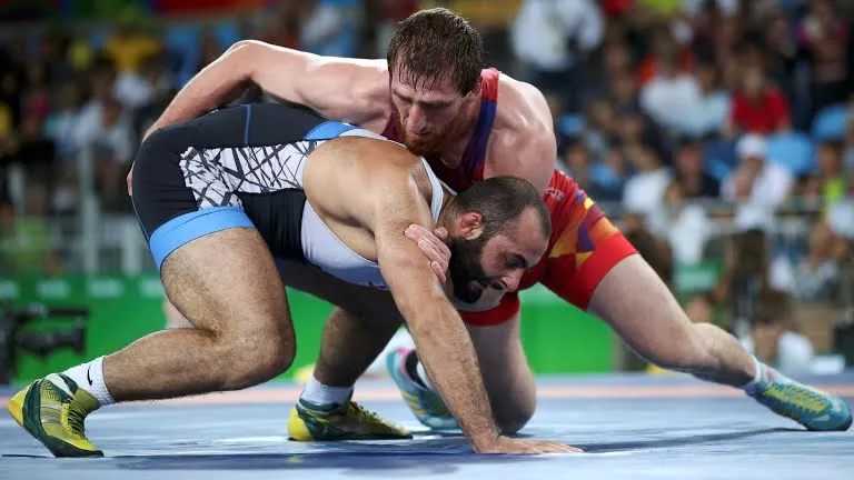 Încă o medalie pentru România la Jocurile Olimpice. Albert Saritov a cucerit bronzul la lupte libere
