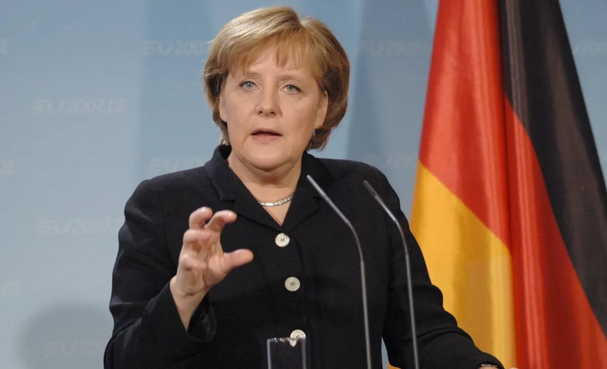 Primul summit fără britanici. Merkel şi Hollande cer un plan de remediere a problemelor UE