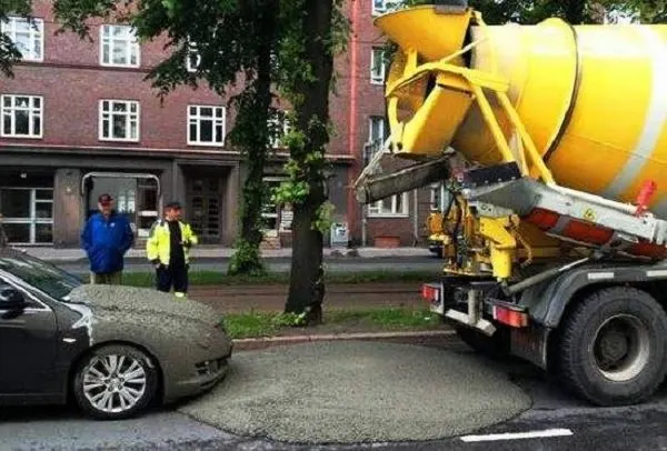 Cei mai ghinionişti oameni din lume. Cum au ajuns, oare, în aceste situaţii?