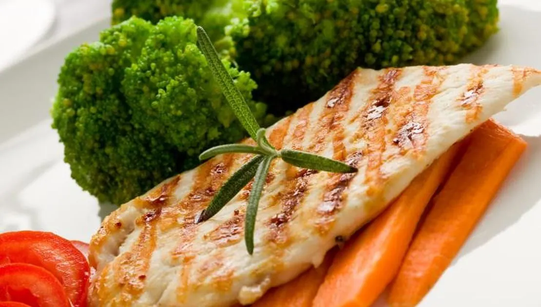 Dieta cu pui – foarte UŞOR de urmat! Pierzi kilogramele instant!
