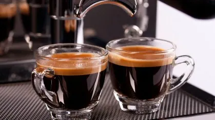 A fost lansată cafeaua cu 80% mai multă cofeină decât cea obișnuită! Ce se întâmplă dacă o bei