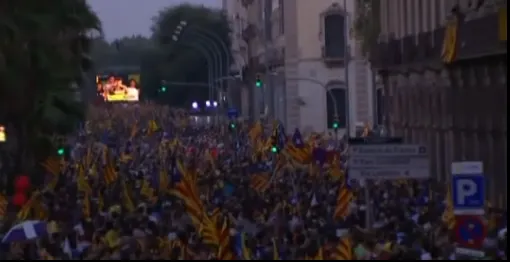 Sute de mii de catalani au cerut secesiunea  de Spania