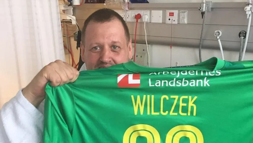 Caz şoc în Danemarca: un fan a aflat că are tumoare pe creier după ce a fost lovit de minge