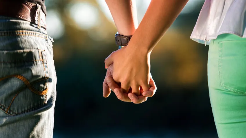 Şi-a filmat prietenii în timpul unei partide de amor. Ce a urmat