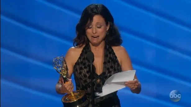Elaine din Seinfeld, distrusă de durere la decernarea premiilor Emmy. Ce s-a întâmplat