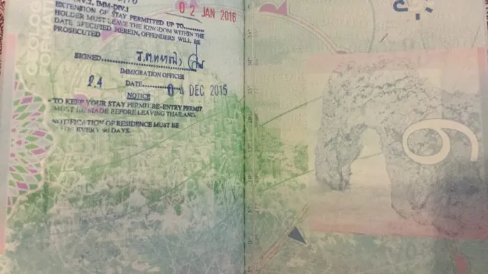 Aproape ilegal! Ce a putut desena un poliţist de frontieră pe paşaportului unui călător 
