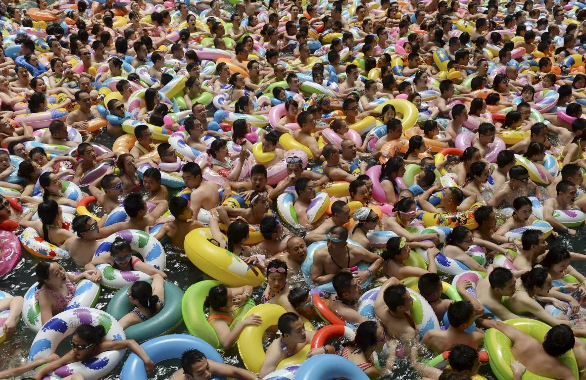 Așa arată aglomerația din China! Imagini impresionante cu mulțimile care se calcă în picioare