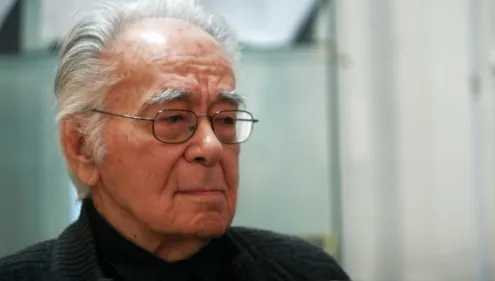 Filosoful Mihai Şora, pe Facebook,după cutremur:Şi la dumneavoastră dansează cărţile la 2 dimineaţă?