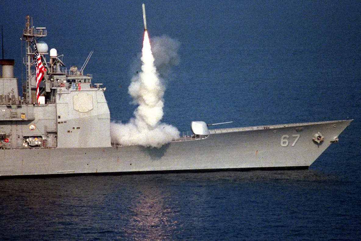Atac cu rachete: SUA intră în războiul din Yemen. Iranul trimite nave militare în regiune