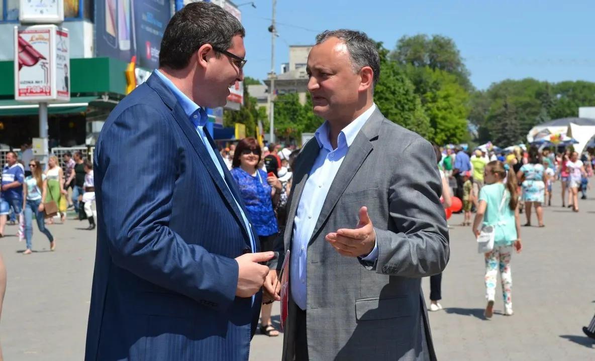 Alegeri R. Moldova, turul II. Igor Dodon cere votul "stângii": Voronin, Usatîi, Ciubașenko