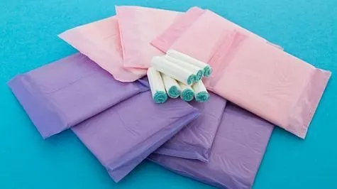 Atenţie! O adolescentă, la un pas să moară din cauza unui tampon obişnuit! Ce s-a întâmplat?