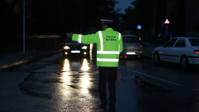 VINEREA NEAGRĂ pe şoselele din România: Trei accidente groaznice, în această dimineaţă
