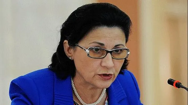 Andronescu: ”Universitățile trebuie să fie responsabile de diplomele pe care le acordă”