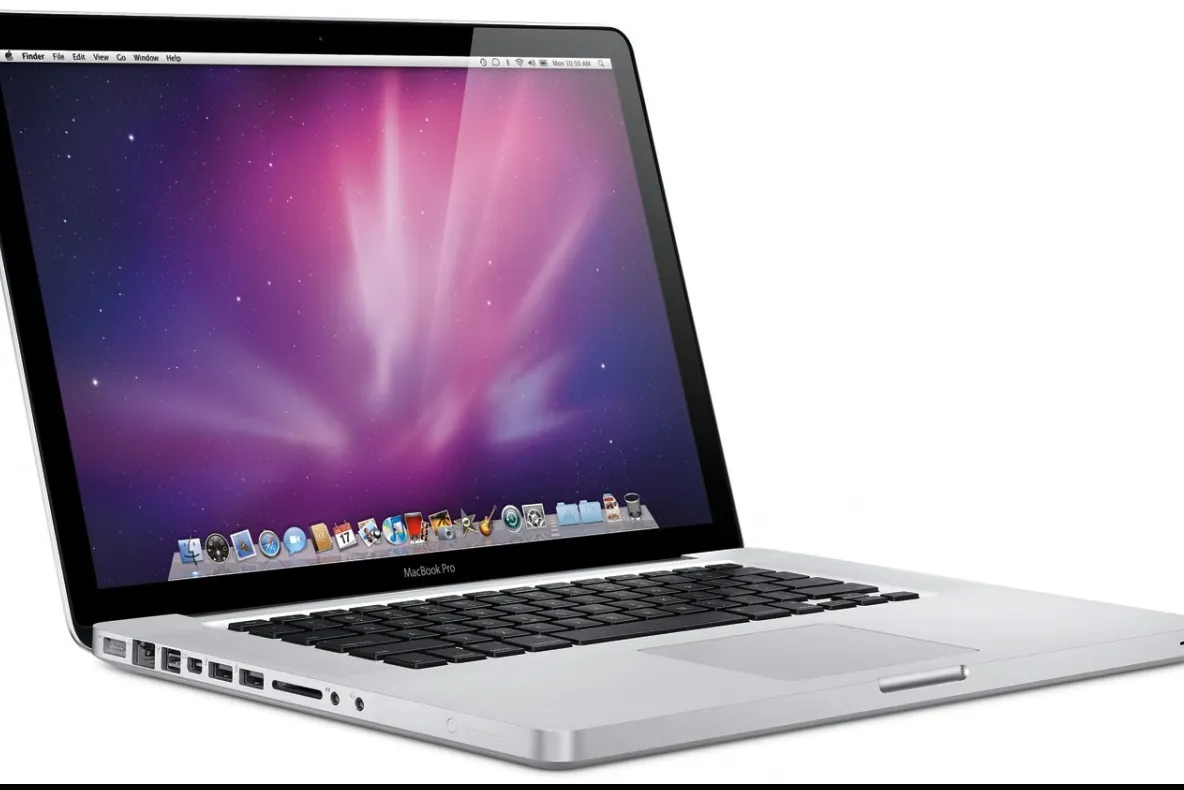 eMAG – Top 5 cele mai ieftine laptopuri produse de Apple