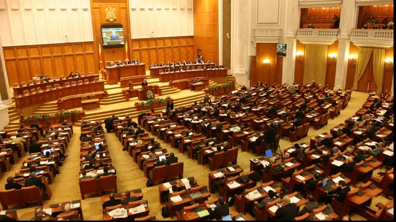 Inițiativa privind redefinirea familiei, adoptată de Camera Deputaților. Doar 22 de voturi contra