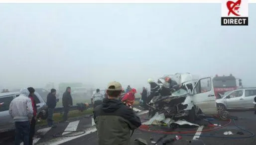 PRIMELE IMAGINI de la accidentul în lanț CUMPLIT de pe A2