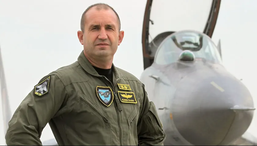 Analiști: O victorie a generalului Rumen Radev poate aduce incertitudini și o apropiere de Rusia