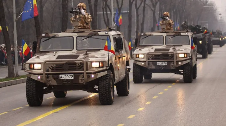 Repetiții pentru parada de 1 Decembrie și restricții de trafic, duminică în București