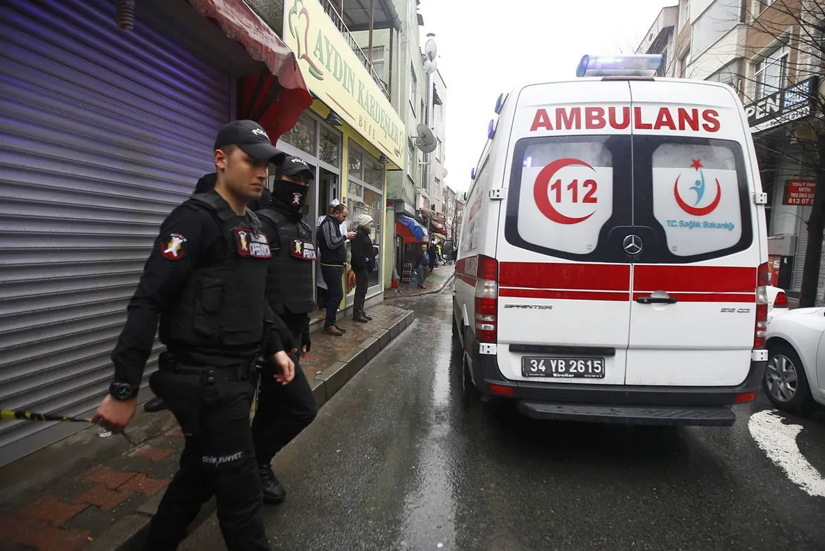 Explozie puternică în Istanbul. Cel puţin zece persoane au fost rănite 