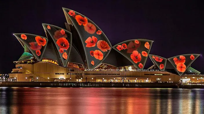 Opera din Sidney, iluminată cu maci roșii! Află care este motivul