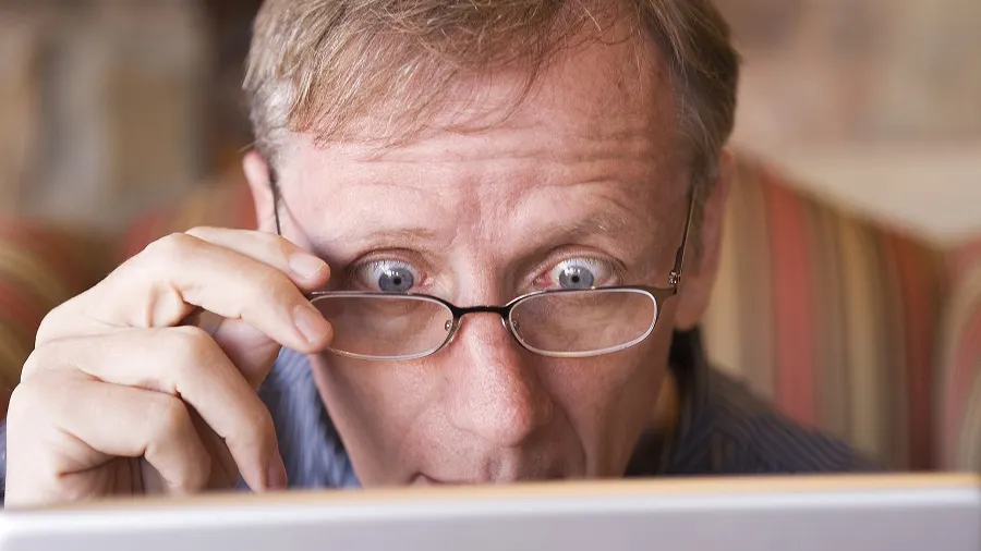 Primarul porno din Vaslui fost prins în toiul distracției